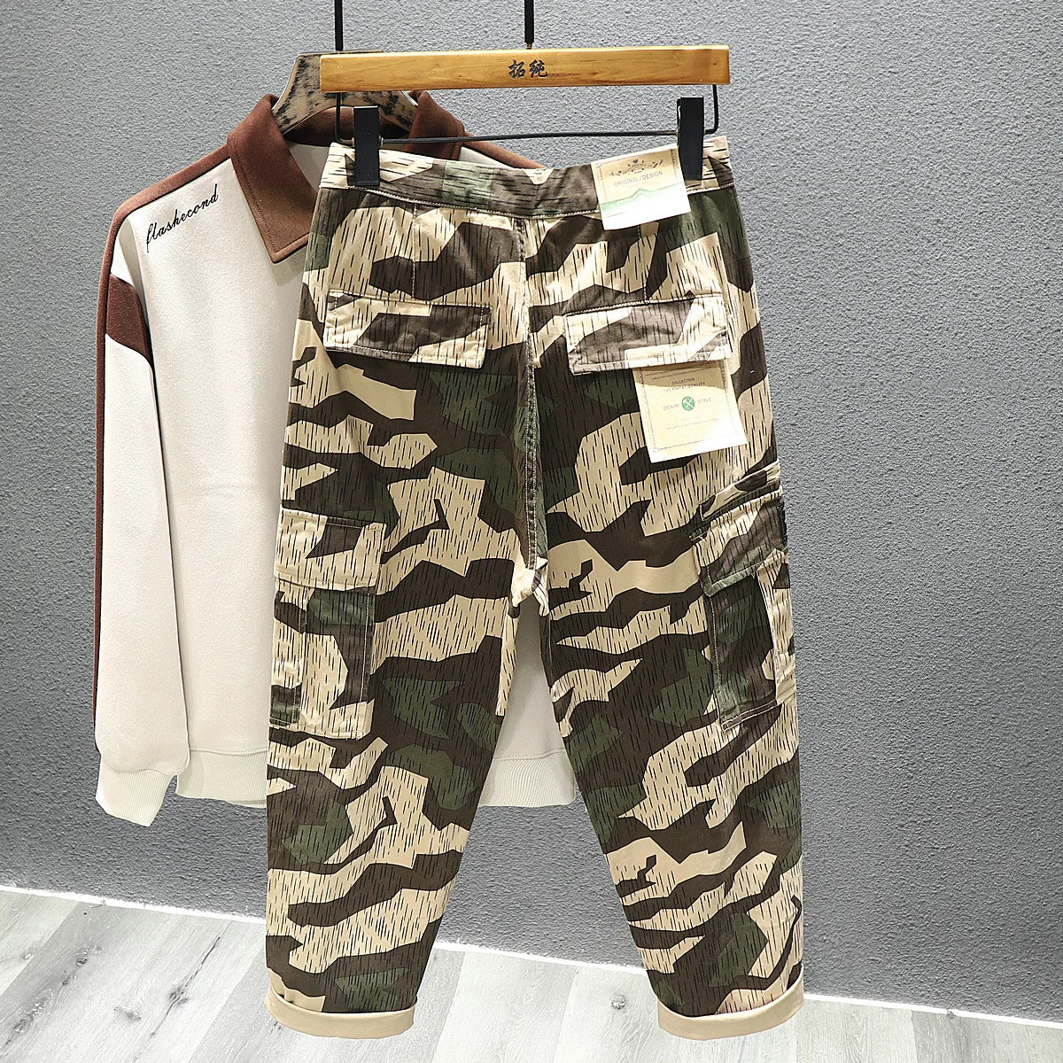 New Japanese Vintage Men's Casual Pants Camouflage Cargo Pants Male Straight Fashion Crimping Male Clothes Baggy Trousers