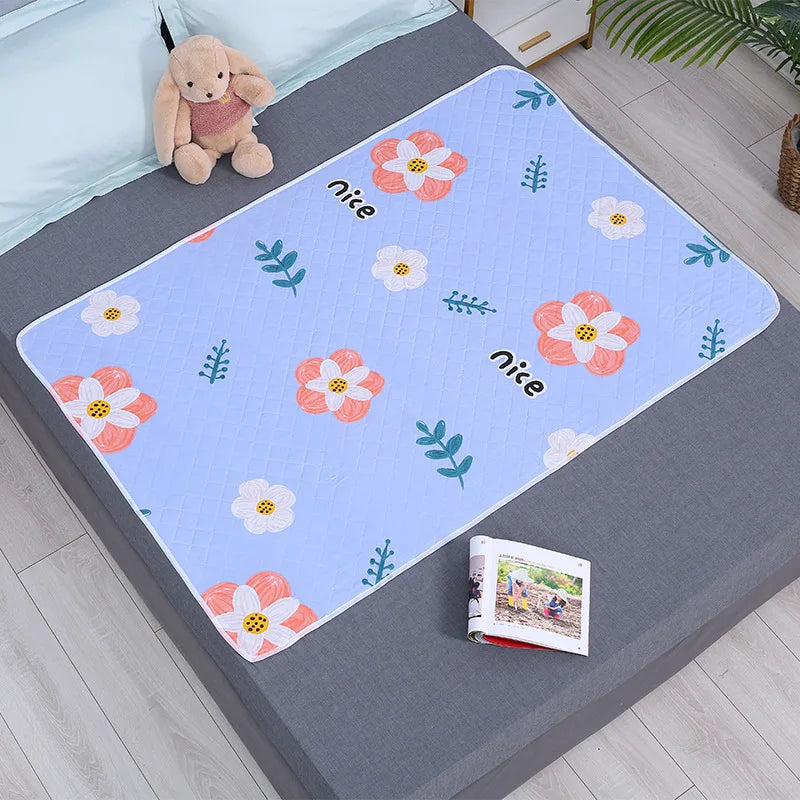 Waterproof Washable Mattress Urine Mat for Baby Toddlers Cute Cartoon Bed Protector Diaper Bedding Urine Pads Cloth Breathable